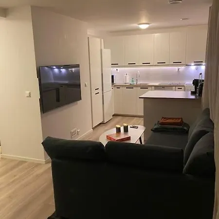 2 Bedroom Located Downtown